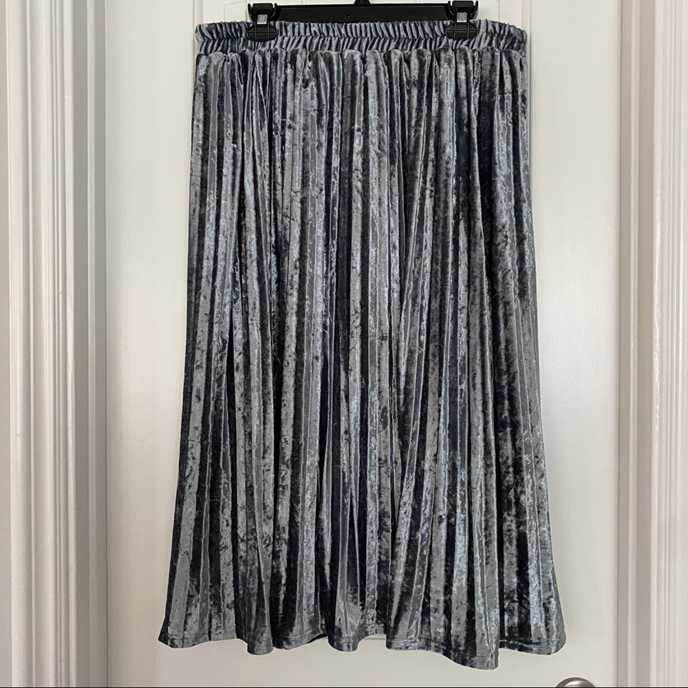 Light blue crushed velvet pleated skirt